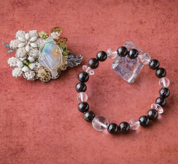 10月の誕生石「オパール」「トルマリン」