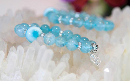 3月の誕生石「アクアマリン」「コーラル」「ブラッドストーン」 「アイオライト」